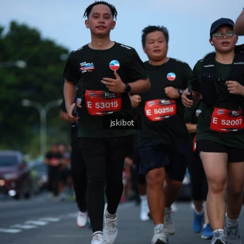 Runner Photo 3704604