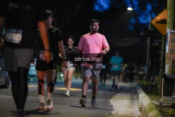Runner Photo 3704633