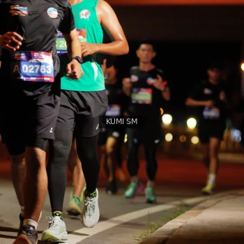 Runner Photo 3704635