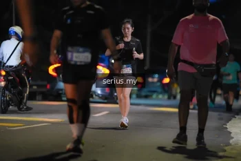 Runner Photo 3704683