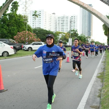 Runner Photo 3704689