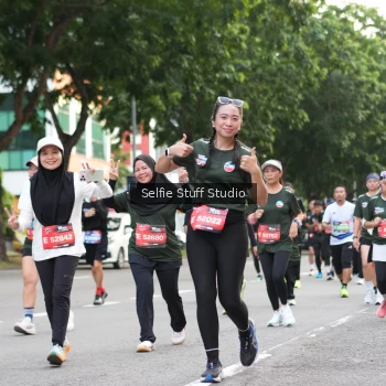 Runner Photo 3704710