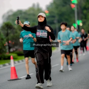 Runner Photo 3704745