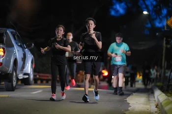 Runner Photo 3704759
