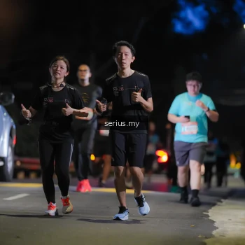 Runner Photo 3704768