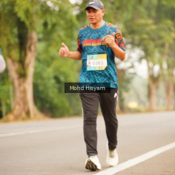 Runner Photo 3704782