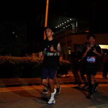 Runner Photo 3704787