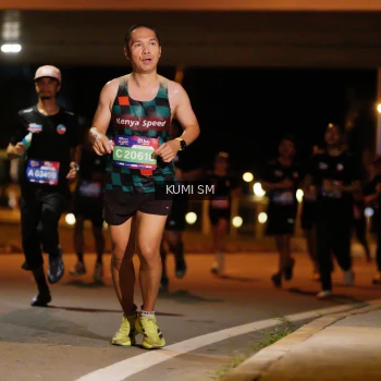 Runner Photo 3704795