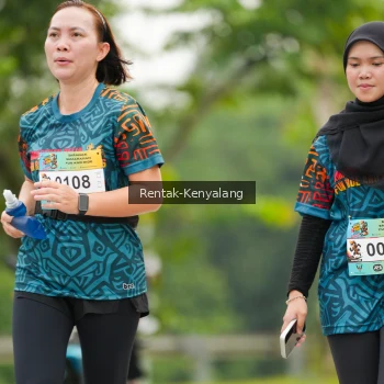 Runner Photo 3704796