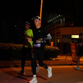 Runner Photo 3704822