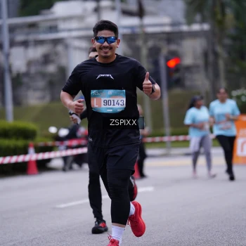 Runner Photo 3704843