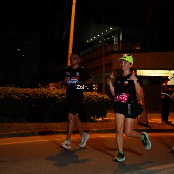 Runner Photo 3704872