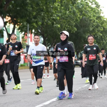 Runner Photo 3704882