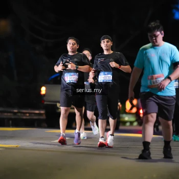 Runner Photo 3704886