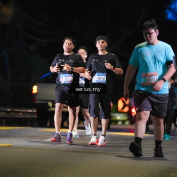 Runner Photo 3704897
