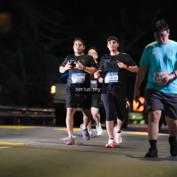Runner Photo 3704901