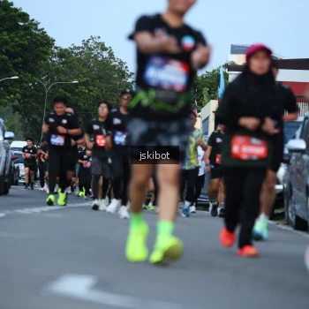Runner Photo 3704902