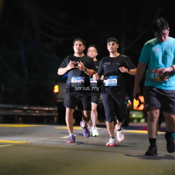 Runner Photo 3704906