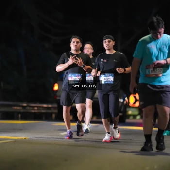 Runner Photo 3704909