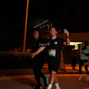 Runner Photo 3704932