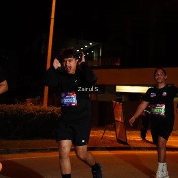 Runner Photo 3704944