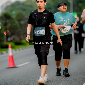 Runner Photo 3704946
