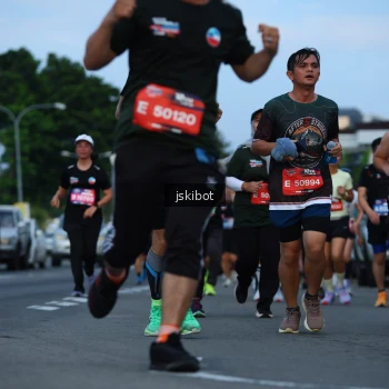 Runner Photo 3704963