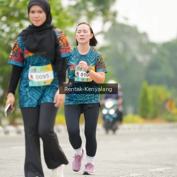 Runner Photo 3704971