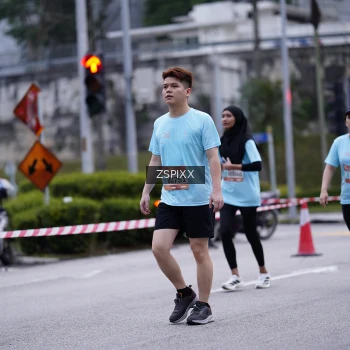 Runner Photo 3704987