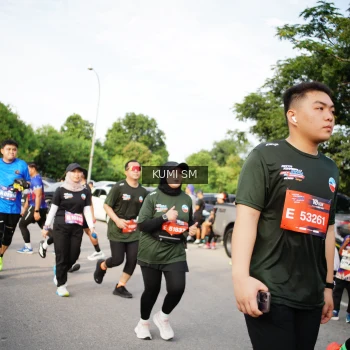 Runner Photo 3704988