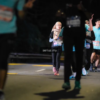 Runner Photo 3704994