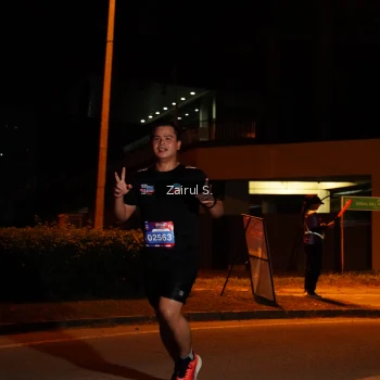 Runner Photo 3705004