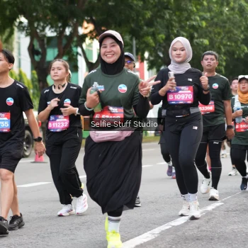 Runner Photo 3705010