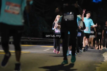 Runner Photo 3705016