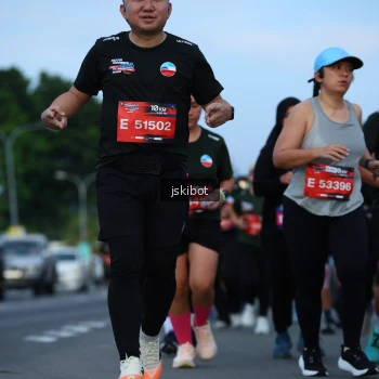 Runner Photo 3705028