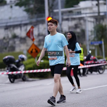Runner Photo 3705030
