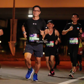Runner Photo 3705041