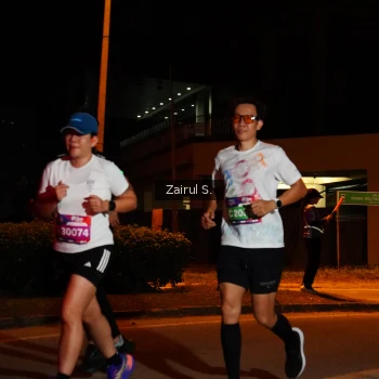 Runner Photo 3705044