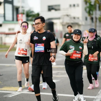 Runner Photo 3705048