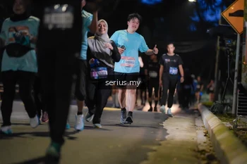 Runner Photo 3705064