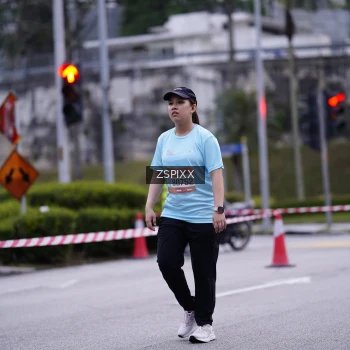 Runner Photo 3705066