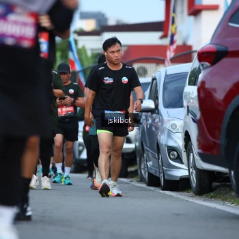 Runner Photo 3705074