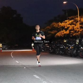 Runner Photo 3705095