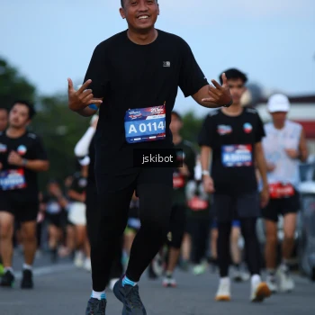 Runner Photo 3705128