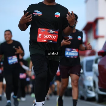 Runner Photo 3705132