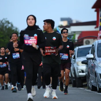 Runner Photo 3705162