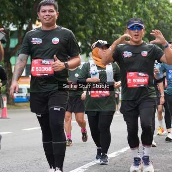 Runner Photo 3705180