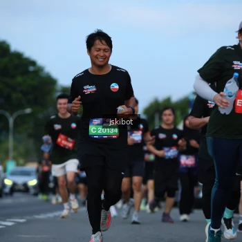 Runner Photo 3705192