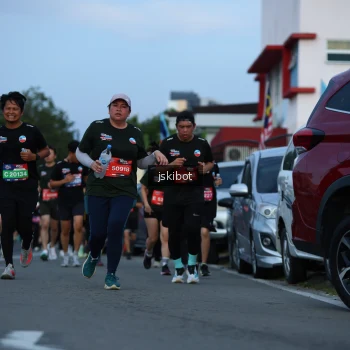 Runner Photo 3705198