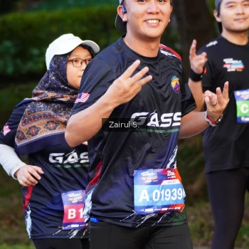 Runner Photo 3705210